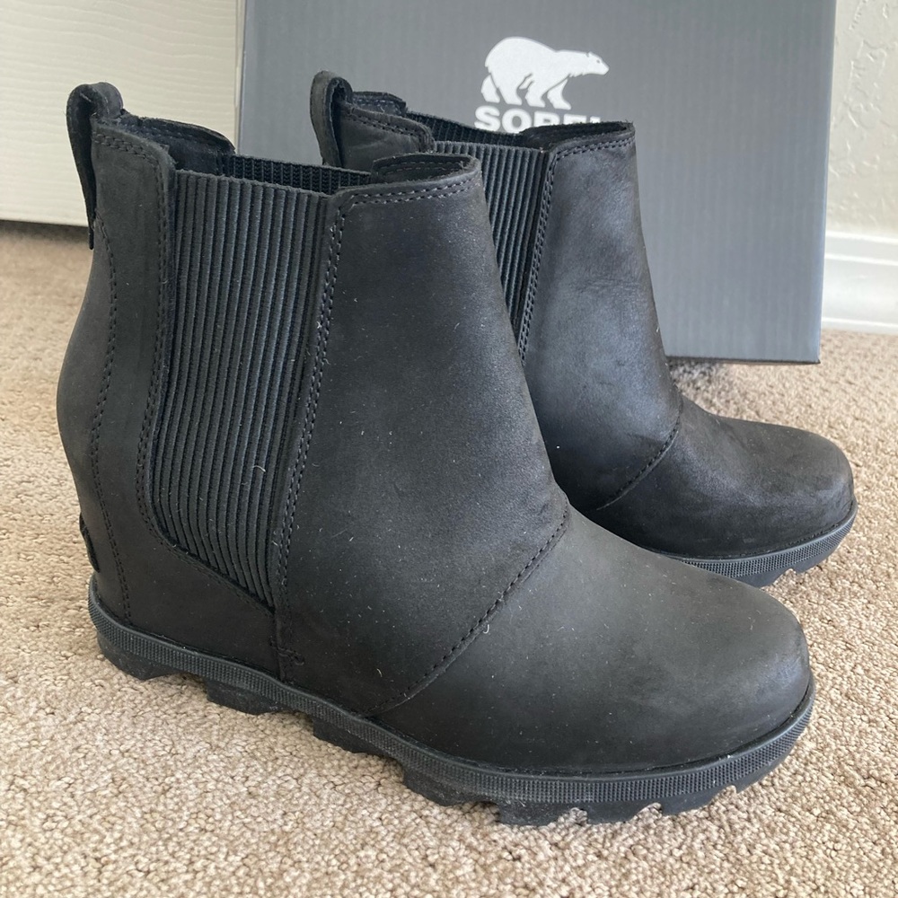 Sorel Joan of Artic Wedge II Chelsea Women’s 8 Like New
